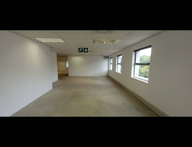 723M² OFFICE TO LET IN WOODMEAD